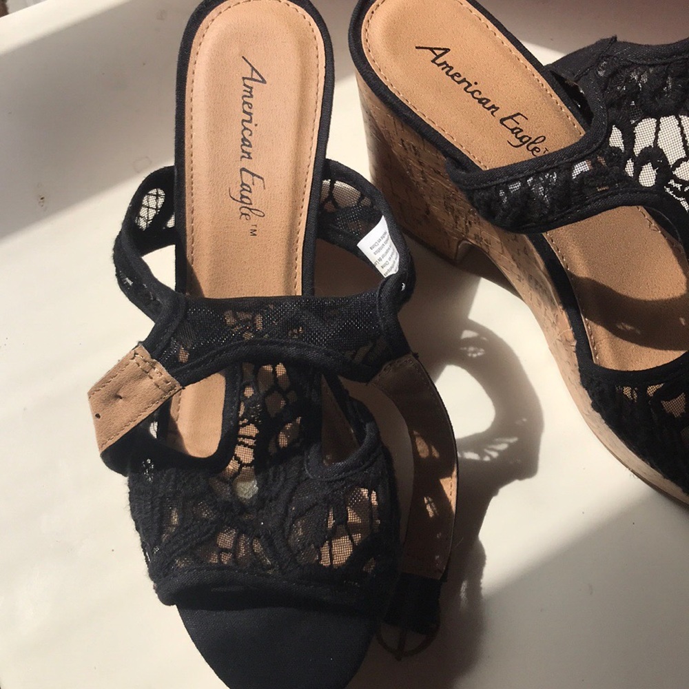 Heels - Picture 2 of 3